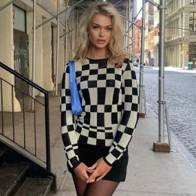 Contrast Checkered Print Crew Neck Long Sleeve Fitted Knit Top